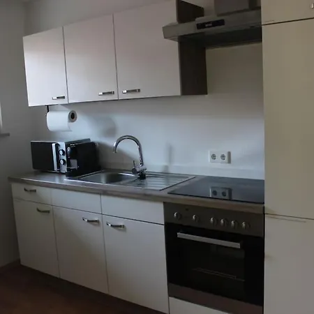 Geraumiges, Gemutliches Und Zentrales Apartment *